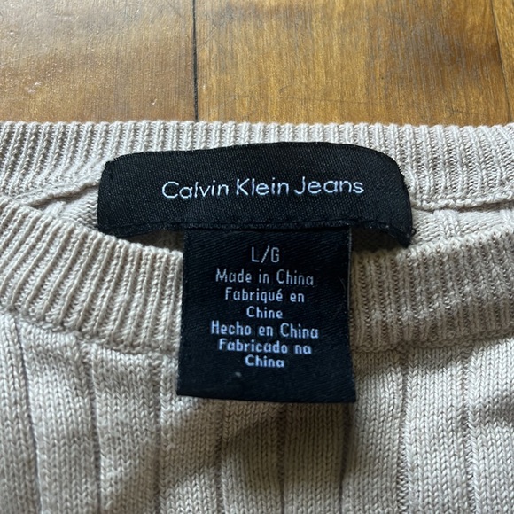 Calvin Klein Jeans sweater. Size large. - Picture 2 of 4